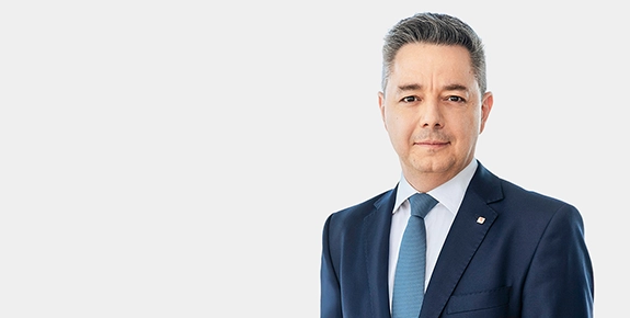 Gábor Lehel, CIO (Porträt, © Marlene Fröhlich)